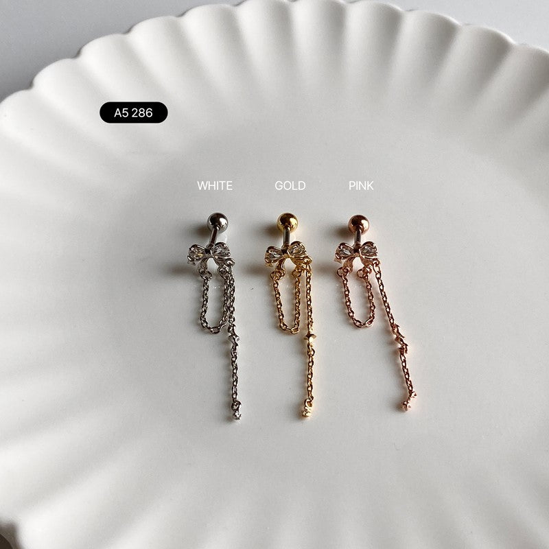 ミニ キュービック フラワー ピアス (미니 큐빅 플라워 피어싱)