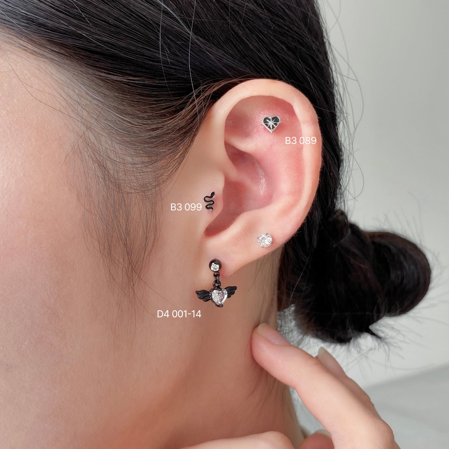 SET-016 キュービックドロップハートウィングスチールボアヘビハートピアスセット