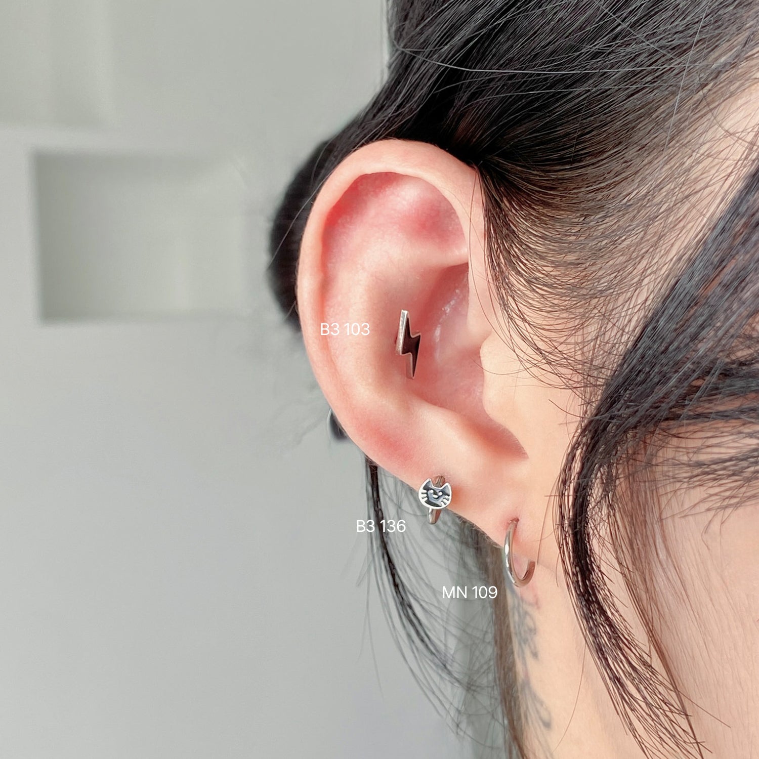 B3 103 サージカルエポック雷ファッションピアス