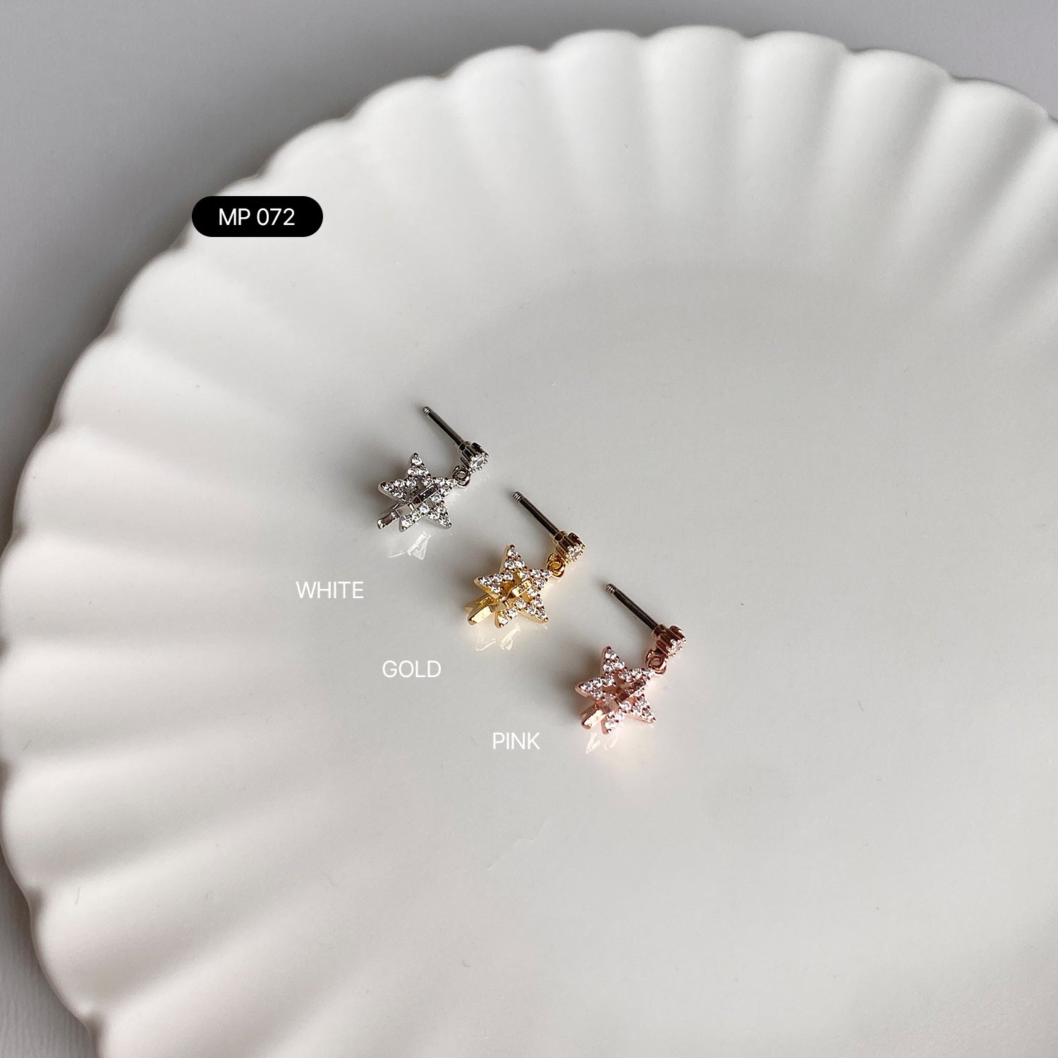 MP 072 キュービックドロップツースターピアス