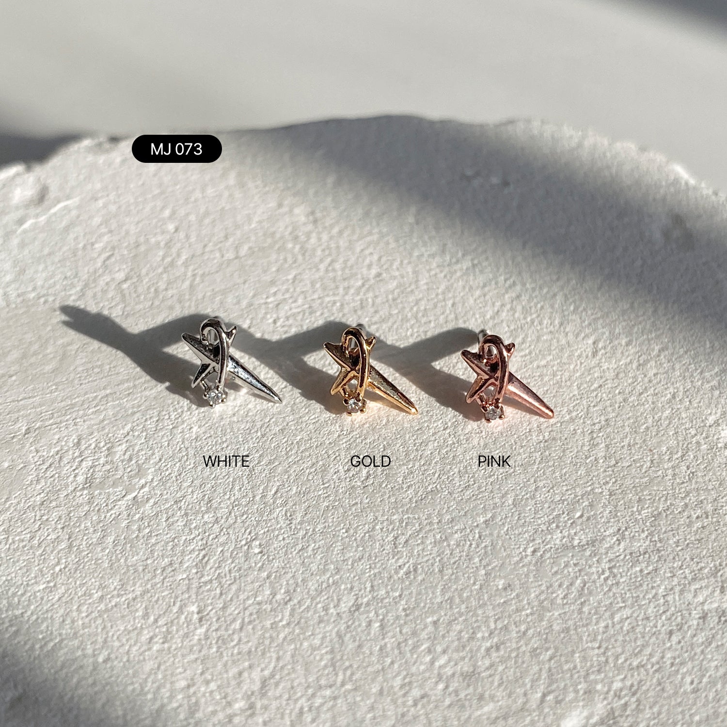 MJ 073 サイクルキュービックピアス