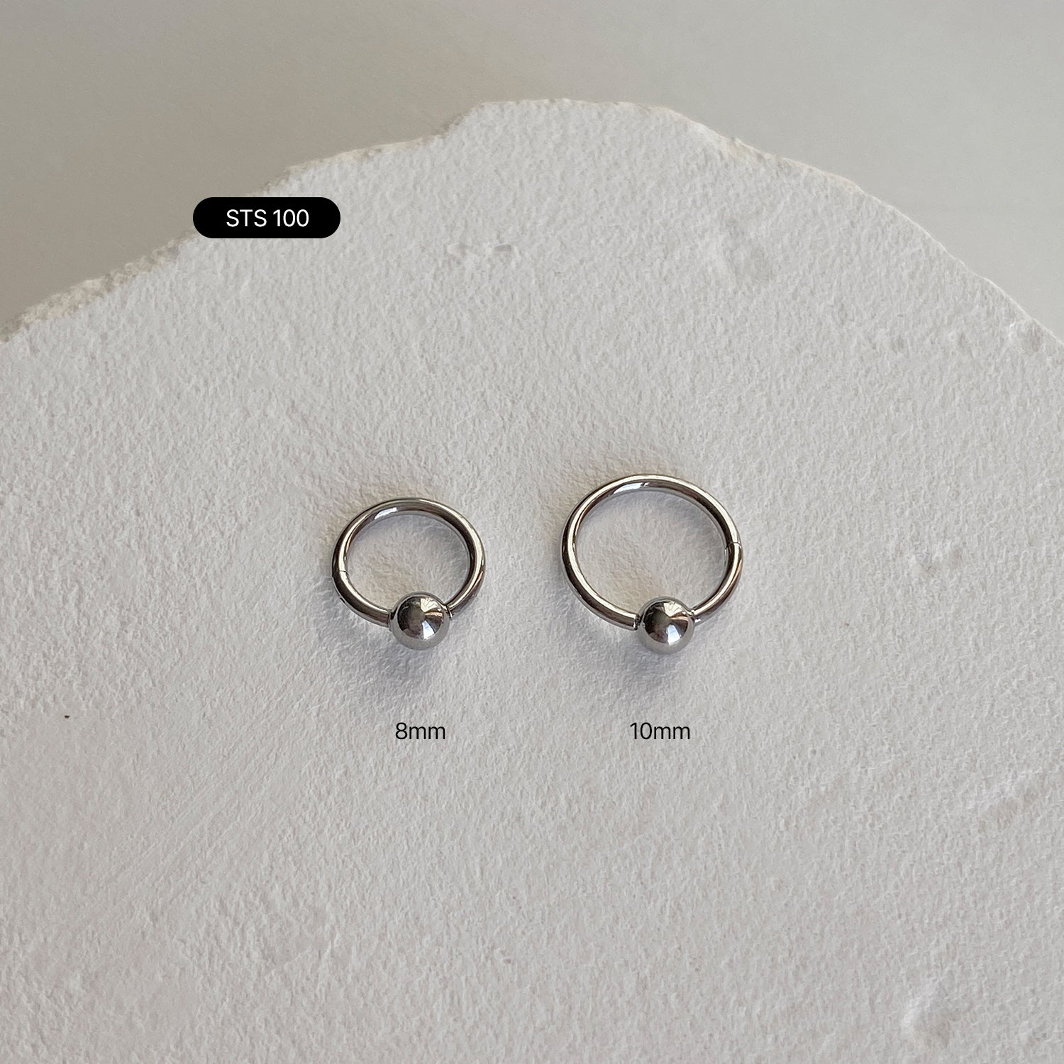 STS 100 基本ワンボールシグメントリングピアス