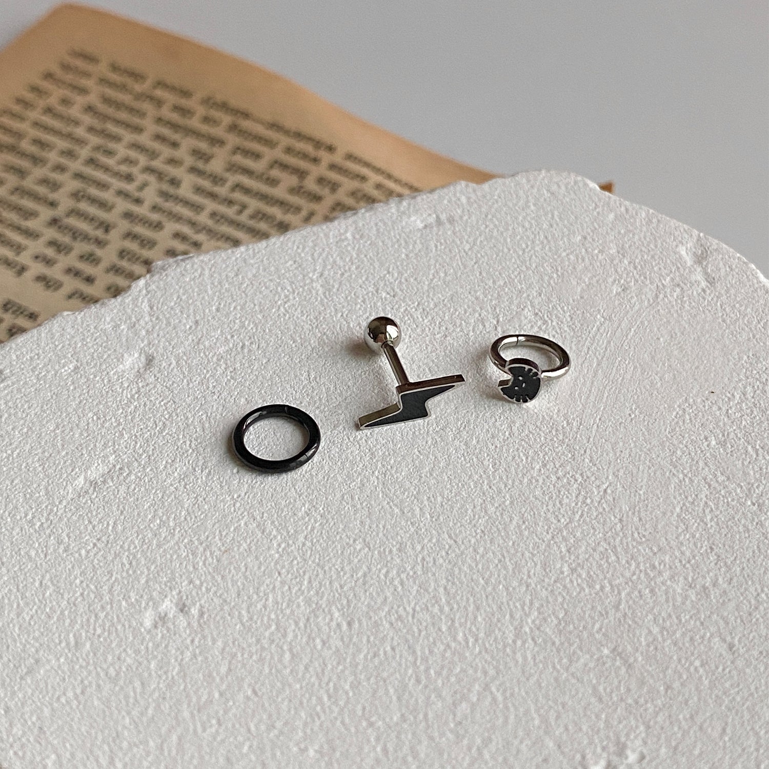 SET-004 サージカルエポック雷ファッションリングピアセット