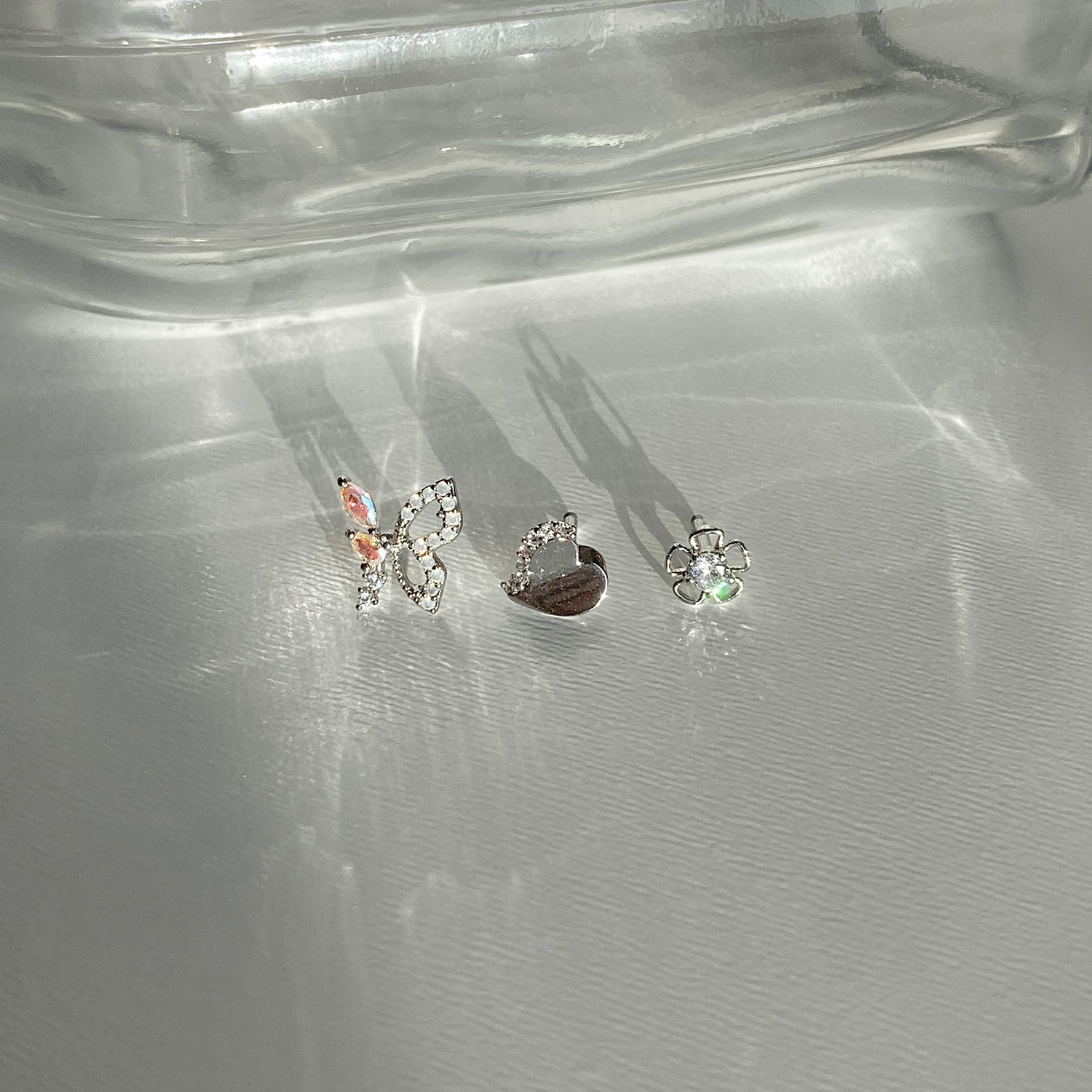 SET-082 フラワーキュービックハートハーフナビピアスセット