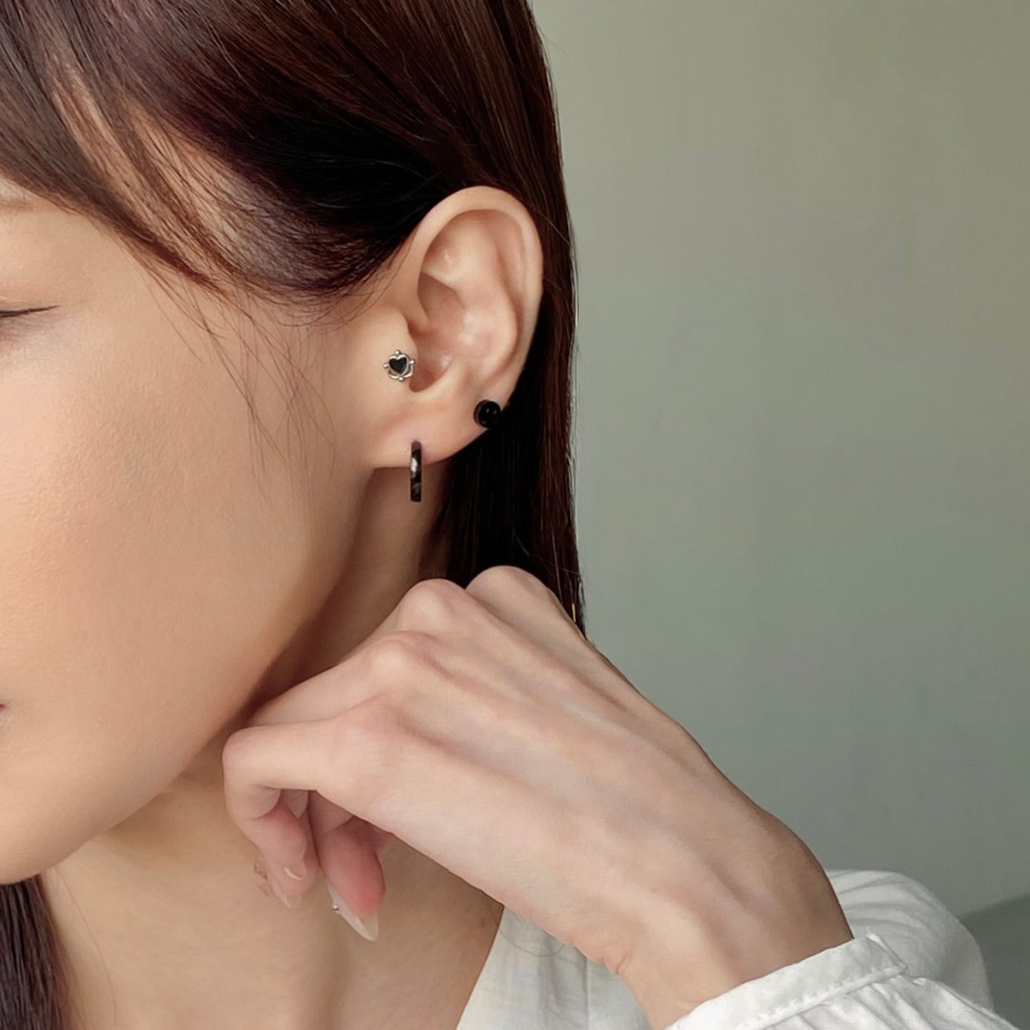 SET-086 ブラックコーディネートリングハートスマイルピアスセット