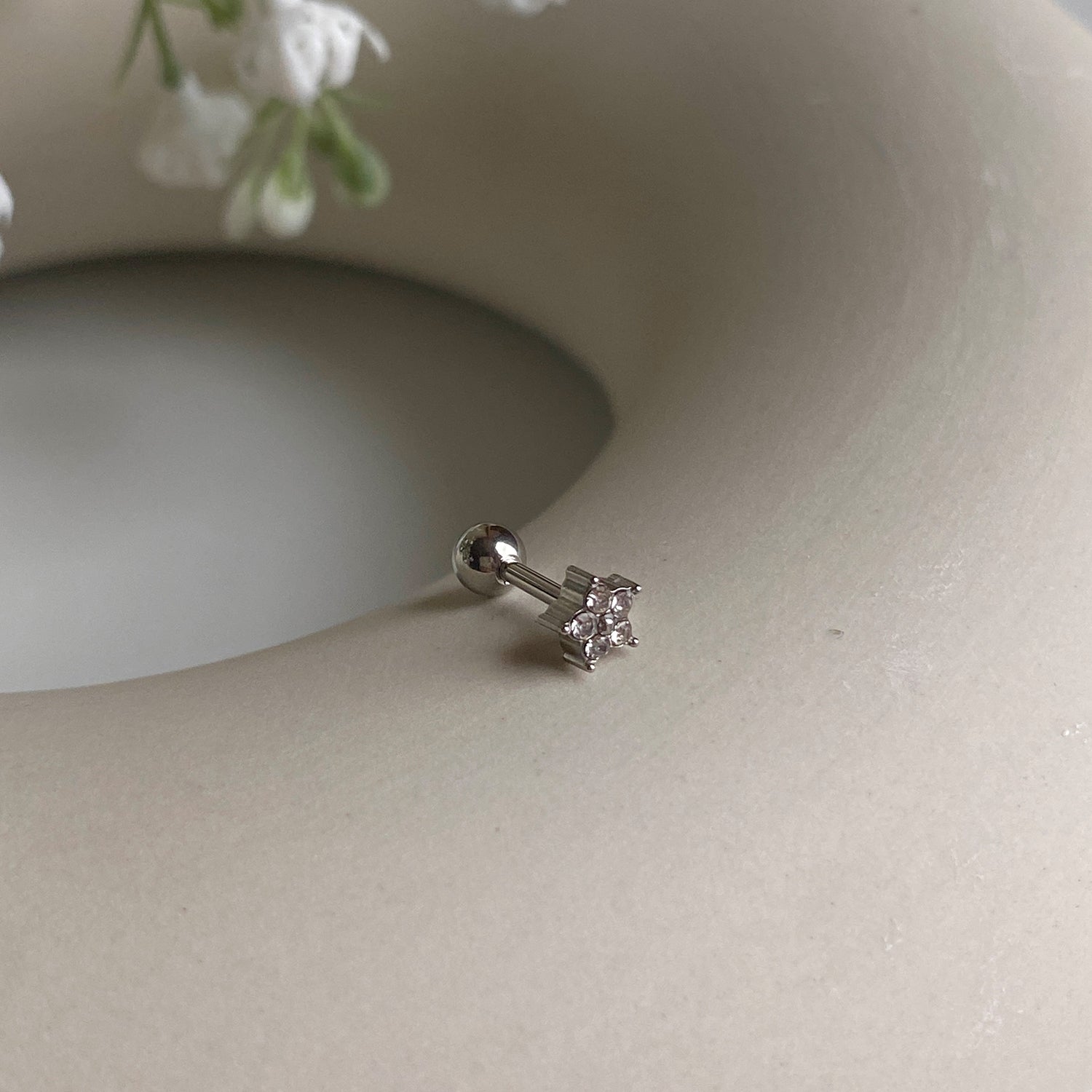 A9 163 サージカルキュービックミニスターピアス