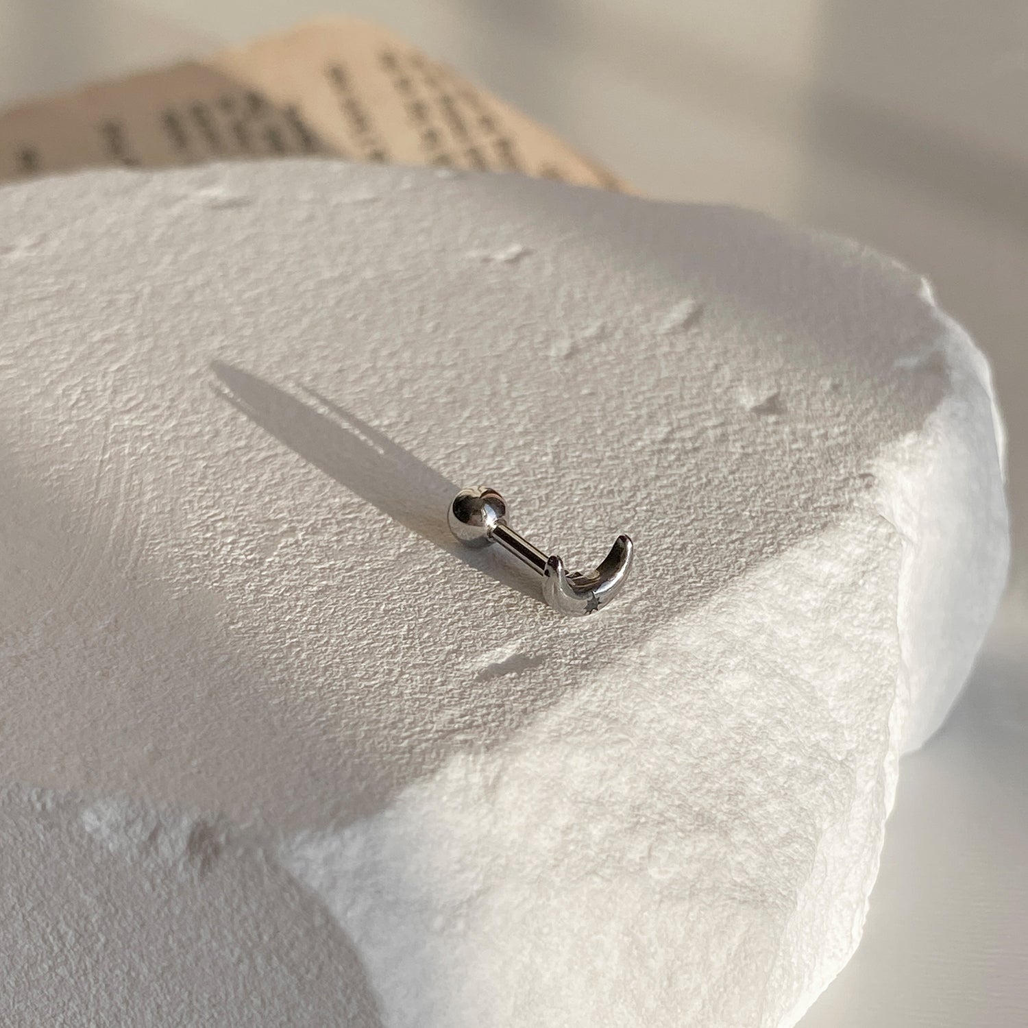 B3 113 エンティックムーンスタイルピアス