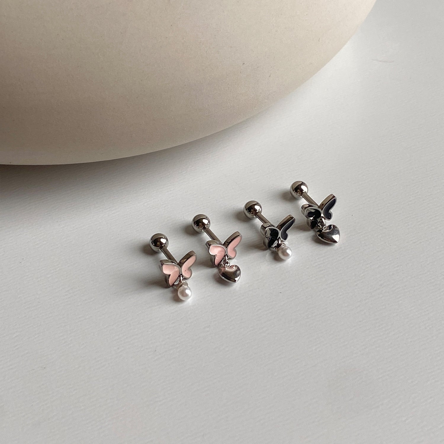 B3 038 ドロップ蝶リボンピアス