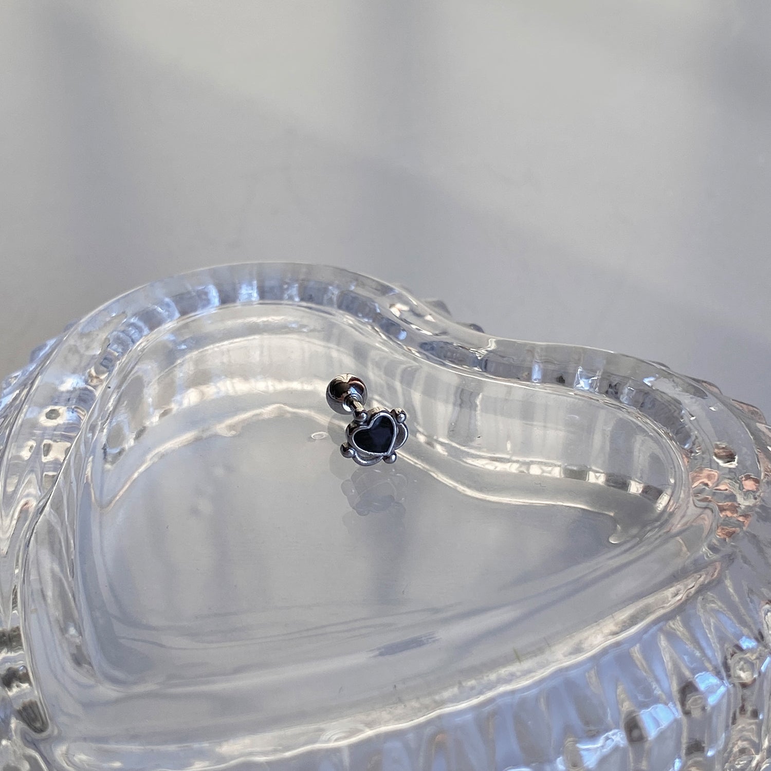 YES 042 ブラックハートスチールバーベルピアス