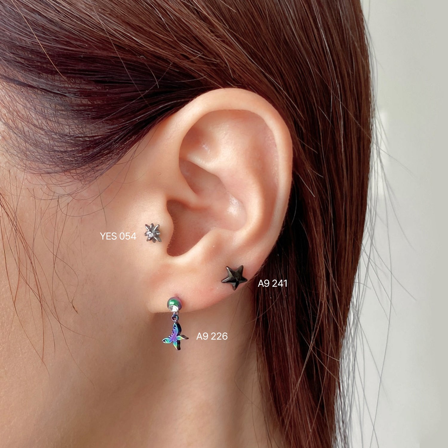 YES 054 ミニキラキラポイントピアス