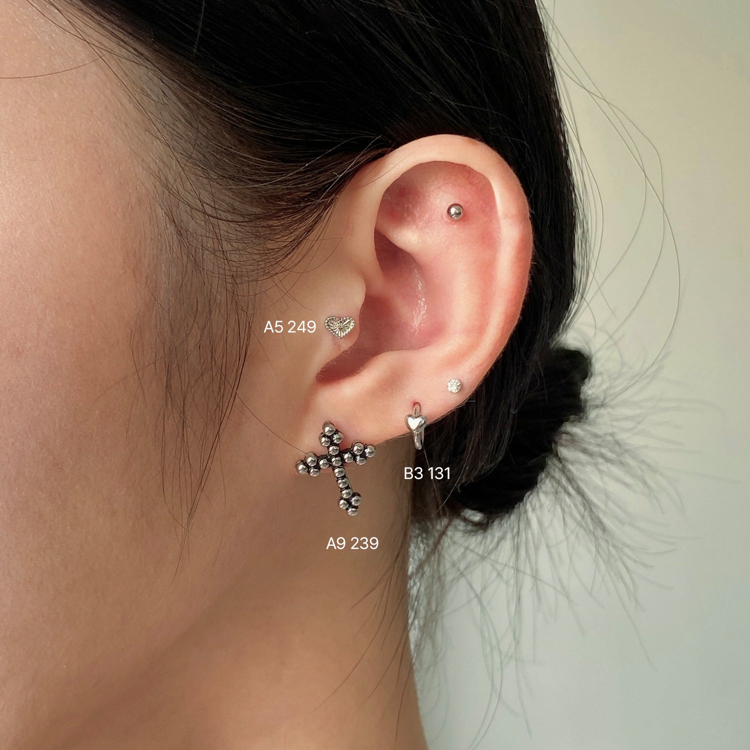 A5 249 シャインハートキュービックピアス