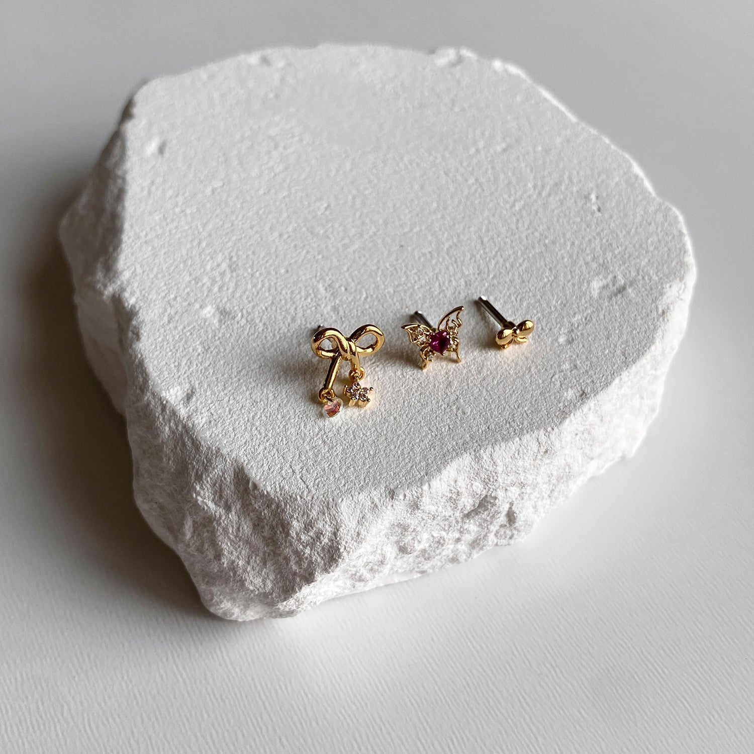 SET-047 ゴールド蝶パーティーポイントキュービックピアシンセット