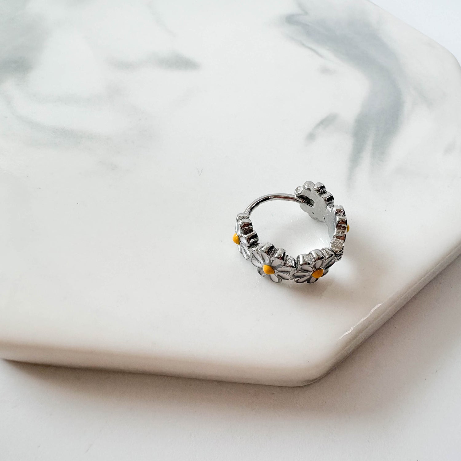 theminis フラワー リング サージカルステンレス ピアス ワンタッチピアス b3 130