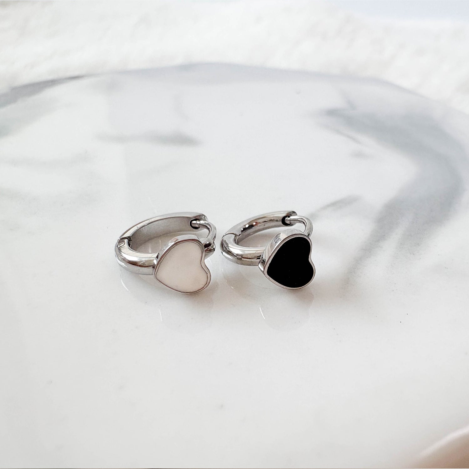 theminis ハート リング ピアス 金属アレルギー対応ピアス b3 133