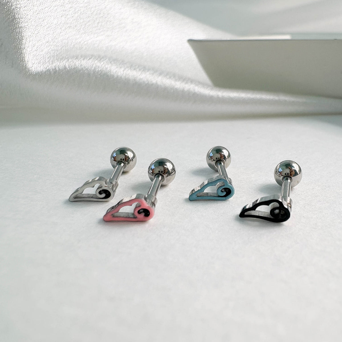 theminis エンジェル ハート サージカルステンレス ピアス つけっぱなしピアス b3 119