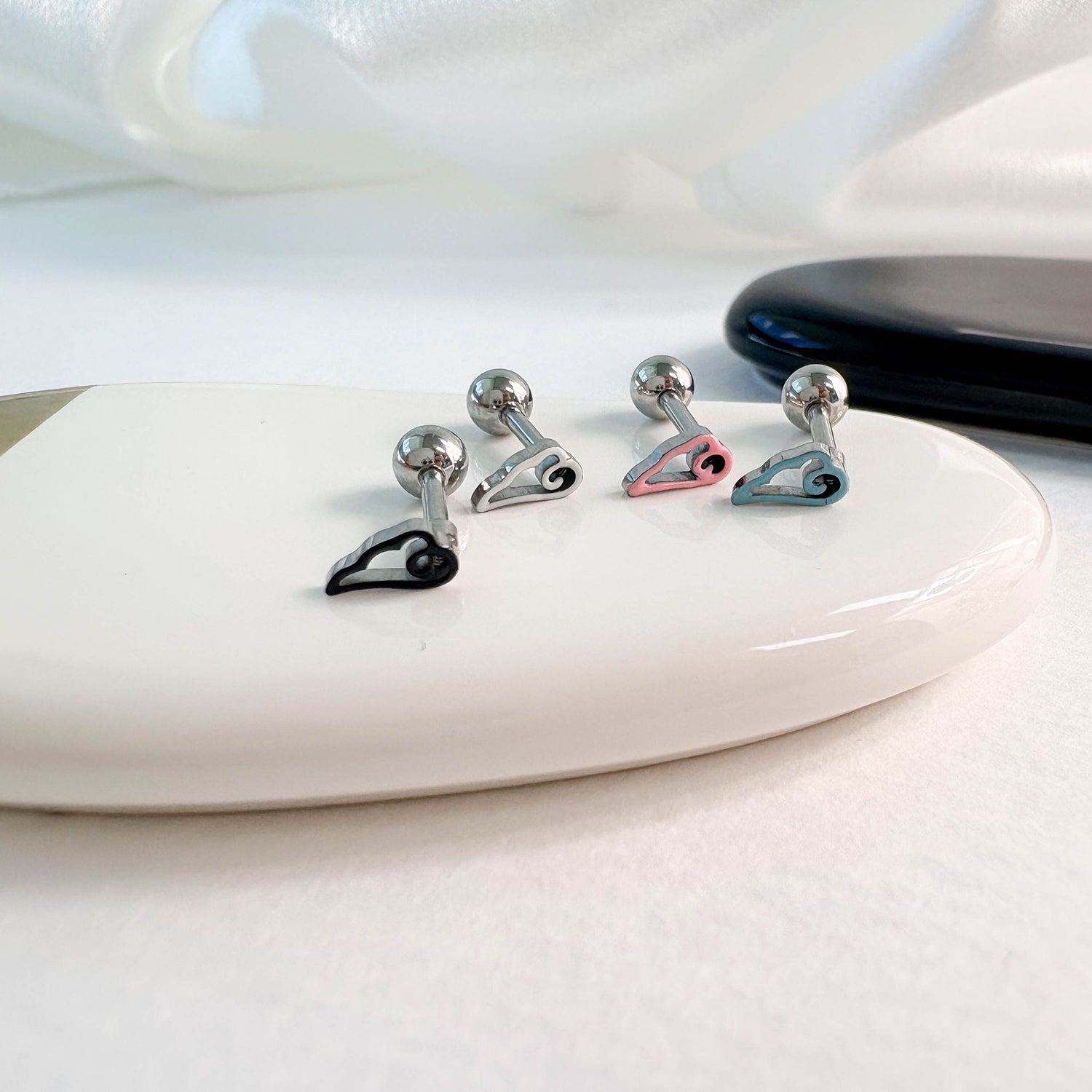 theminis エンジェル ハート サージカルステンレス ピアス つけっぱなしピアス b3 119