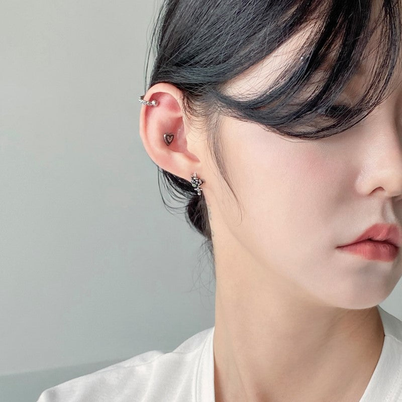 ダミニスエンティックハートピアス