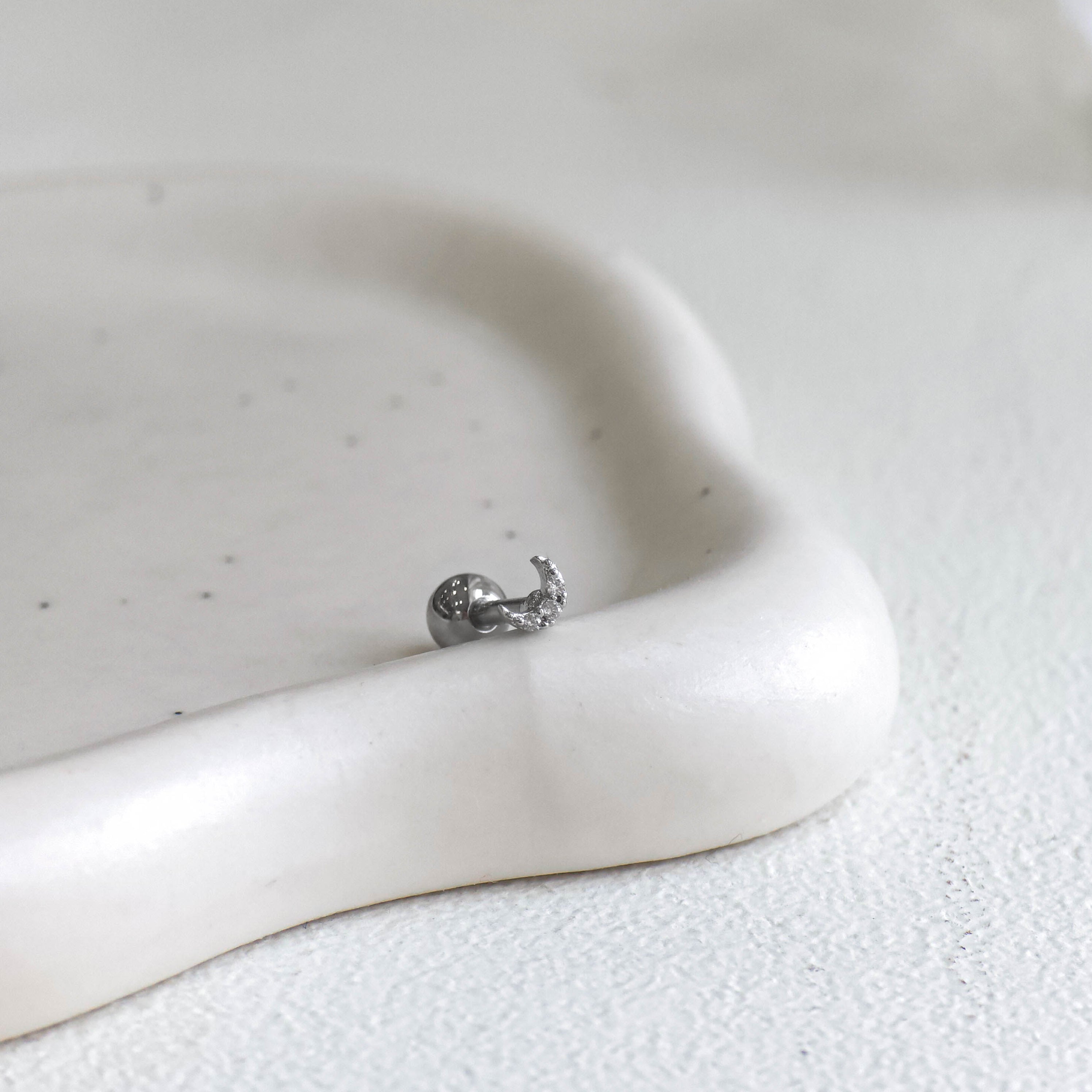 theminis ミニ ムーン 真鍮 キュービックジルコニア ピアス 軟骨ピアス a8 291