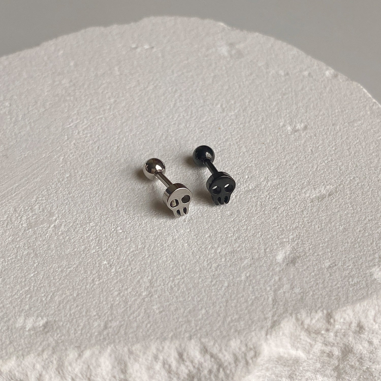 theminis ミニ スカル サージカルステンレス ピアス つけっぱなしピアス a9 159