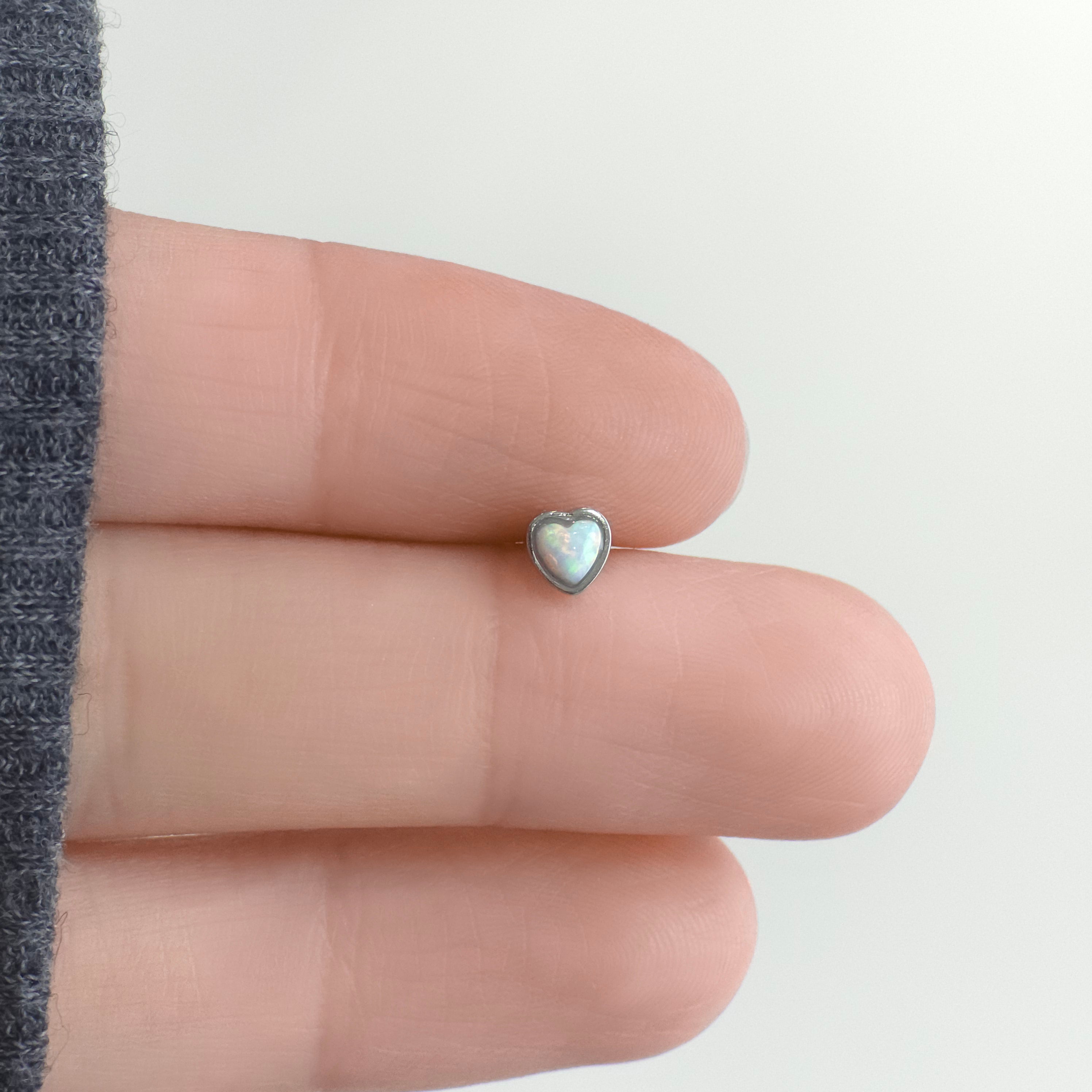 theminis ミニ ハート 真鍮 オパール ピアス 軟骨ピアス ミニピアス b3 086