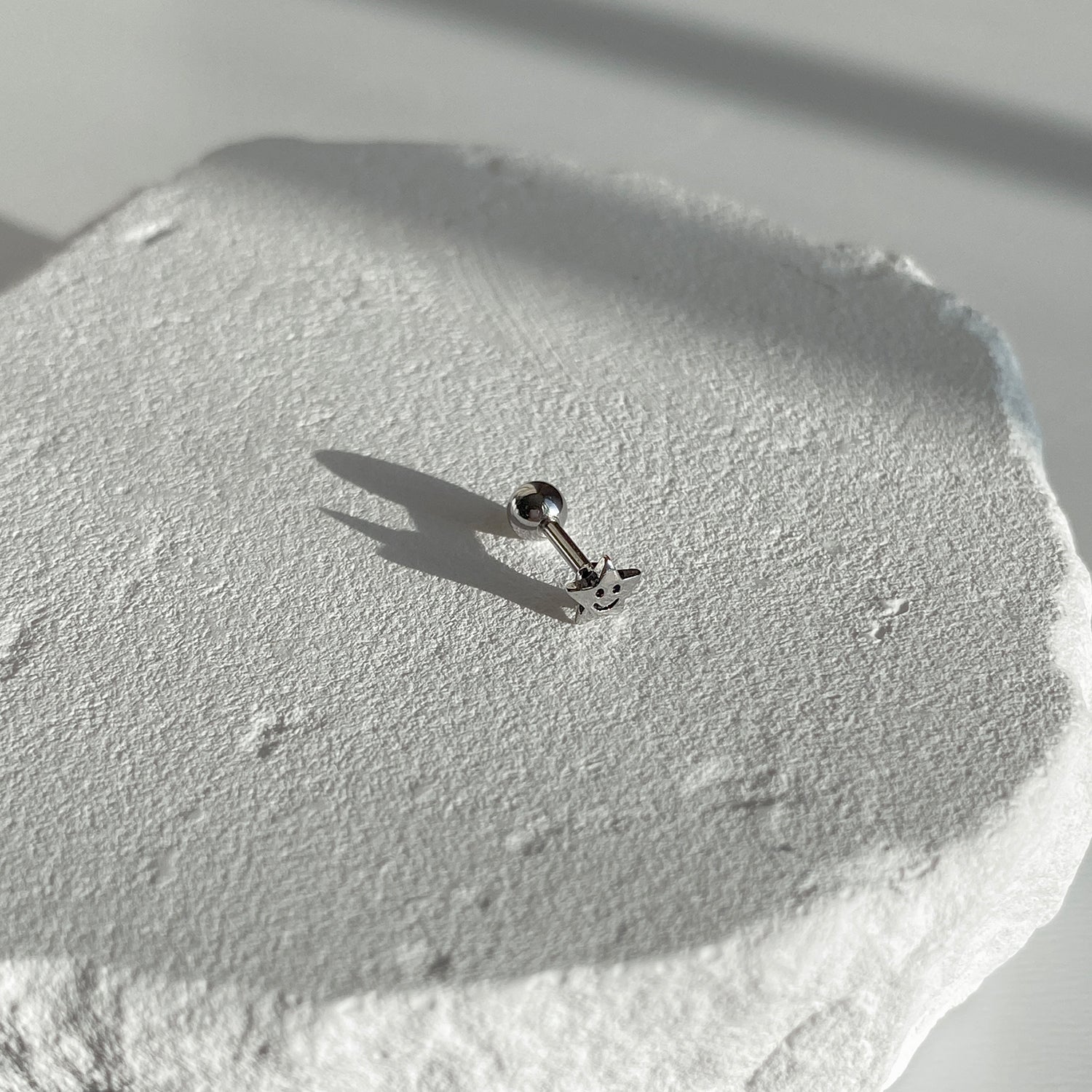 theminis スター 真鍮 ピアス 軟骨ピアス mv 018