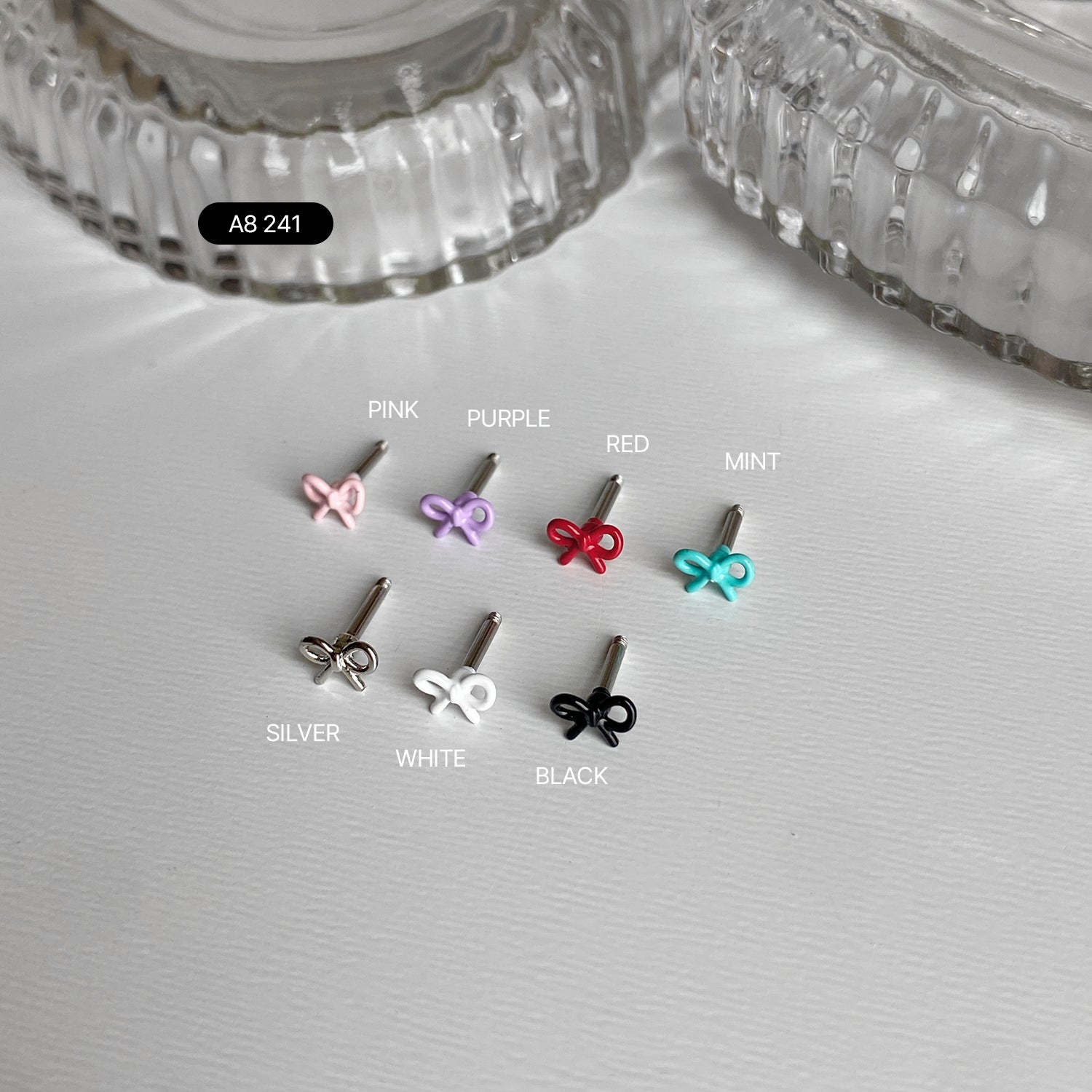 A8 241 7つのカラーリボンピアス