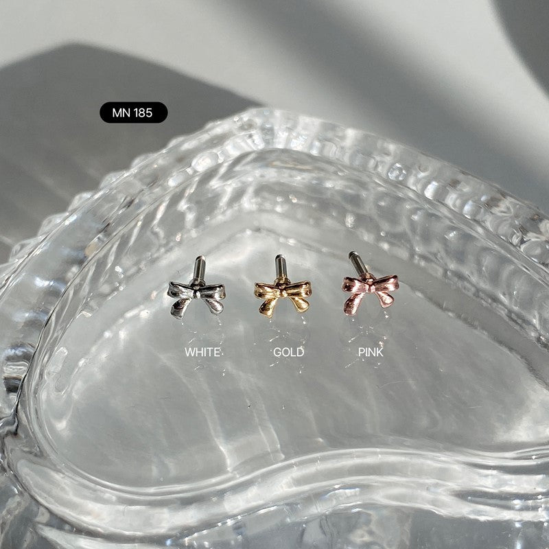 シンプル シェイプ ピアス