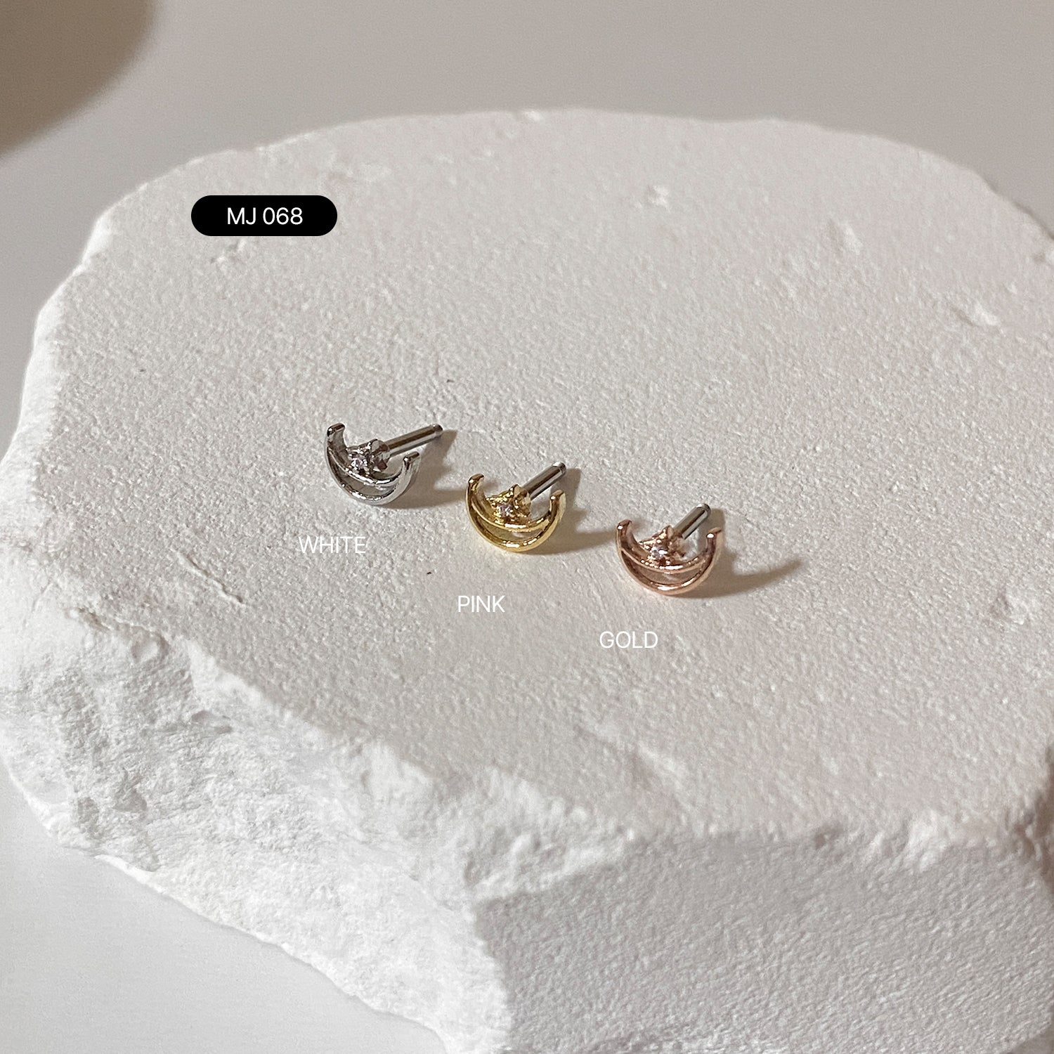 MJ 068 キュービック三日月 ピアス