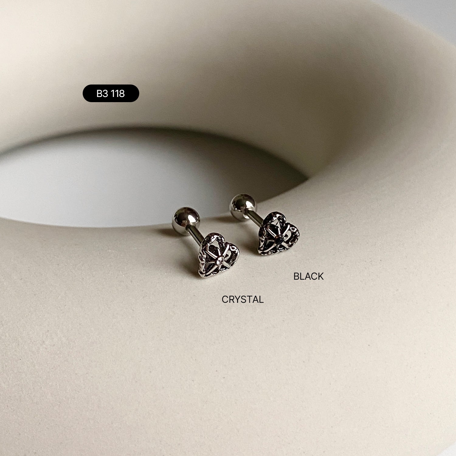 SET-021 アンティークハートキラキラブラックキュービックピアスセット