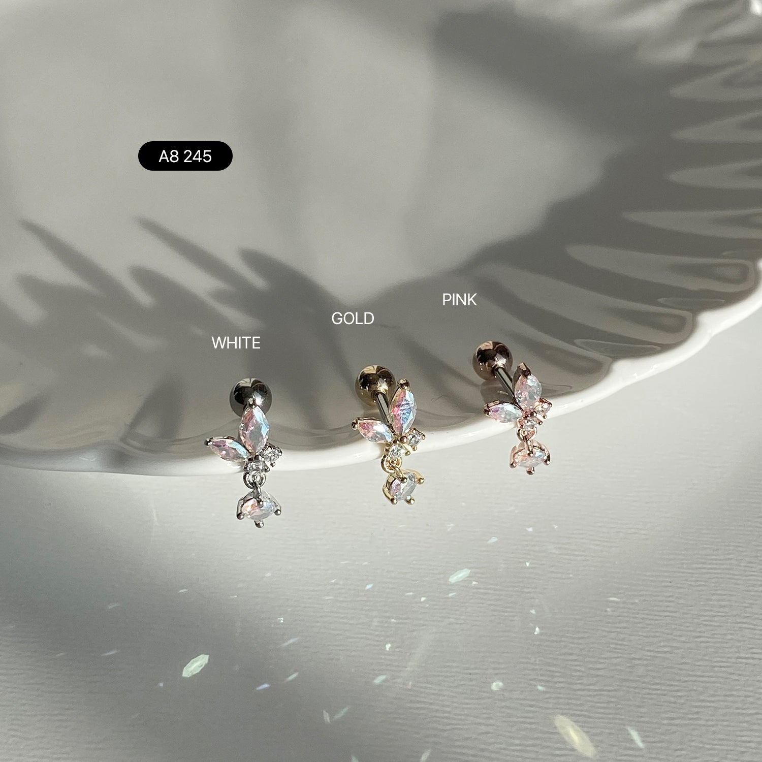 A8 245 ガラガラオーロラキュービックピアス