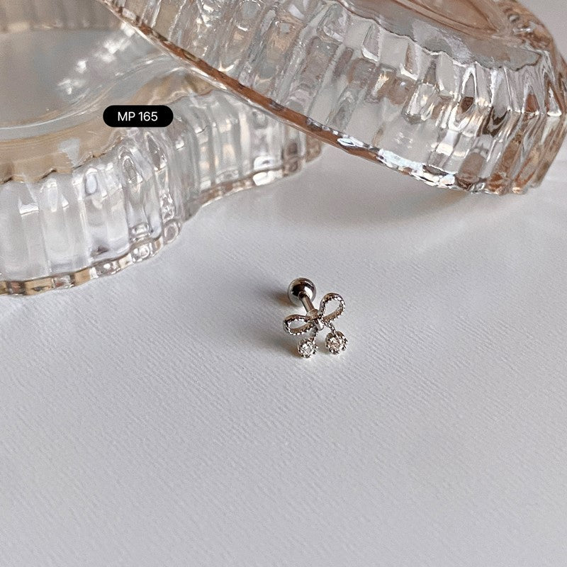 MP 165 キュービックキンクリボンピアス