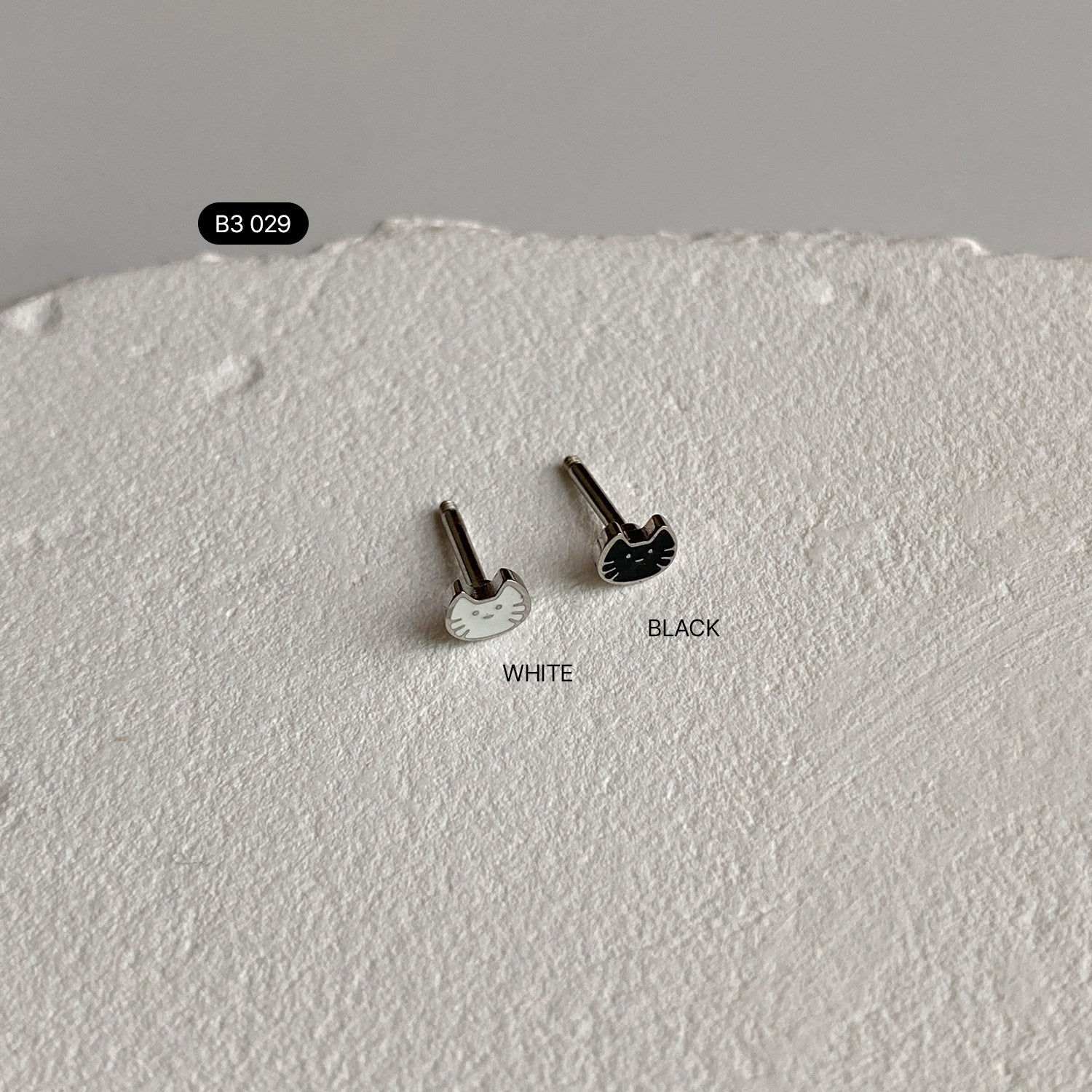B3 029 サージカルエポックぽっちゃり猫ピアス