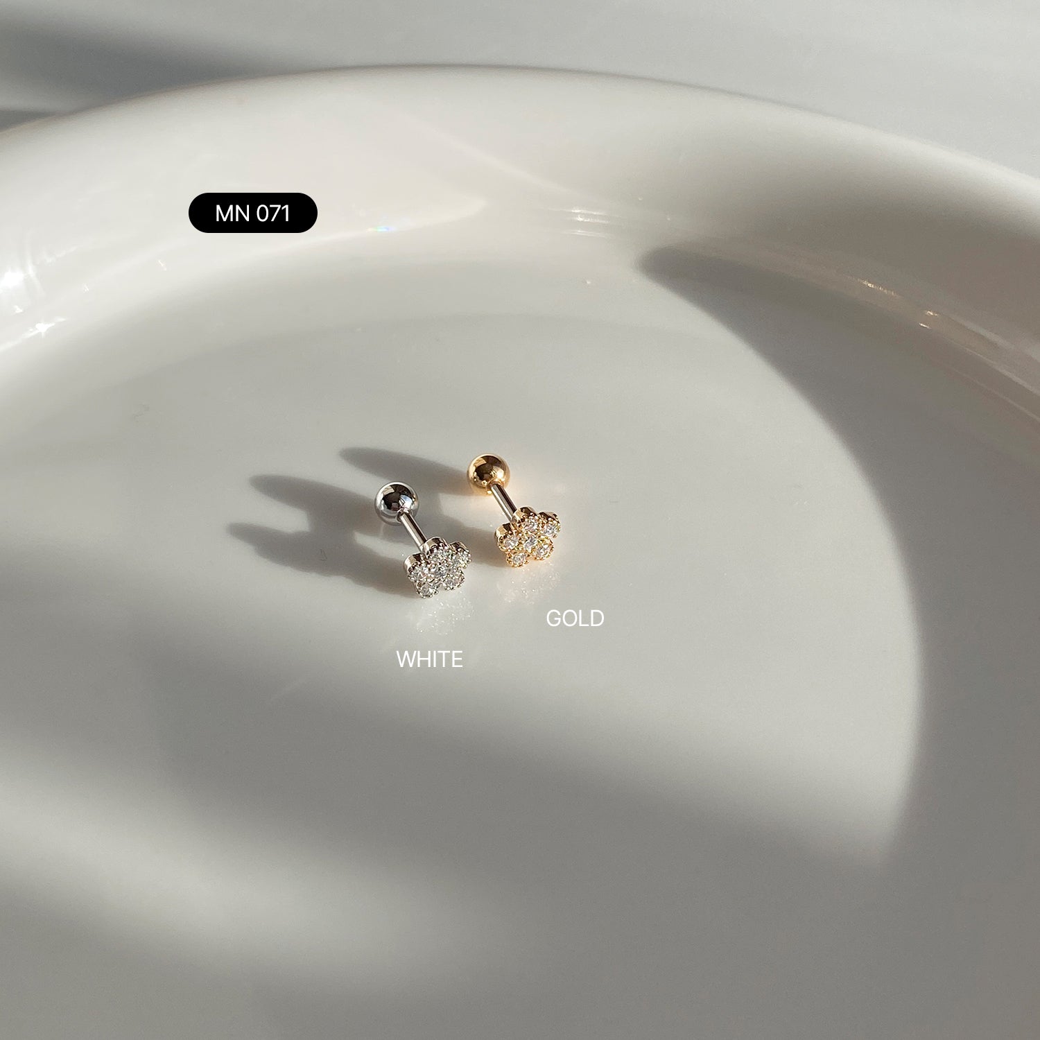 SET-077 螺鈿フラワードロップ蝶キュービックピアスセット