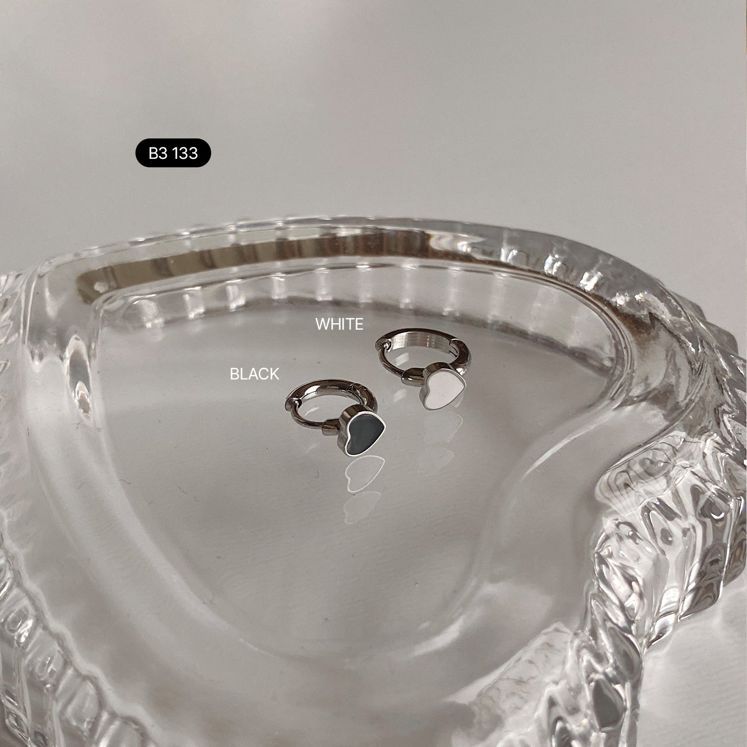 B3 133 サージカルエポックハートリングピアス