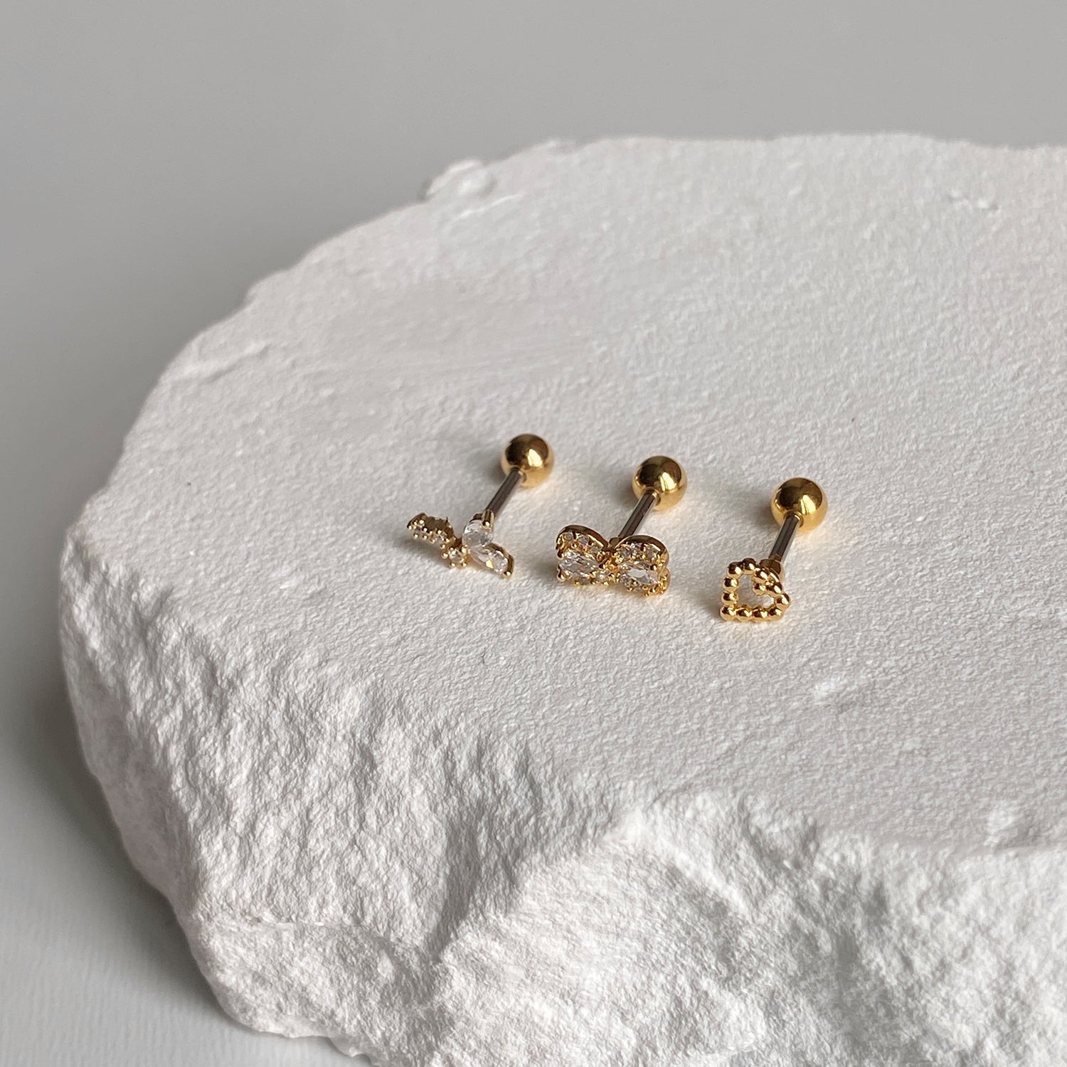 SET-051 キュービックハートリボンピアセット