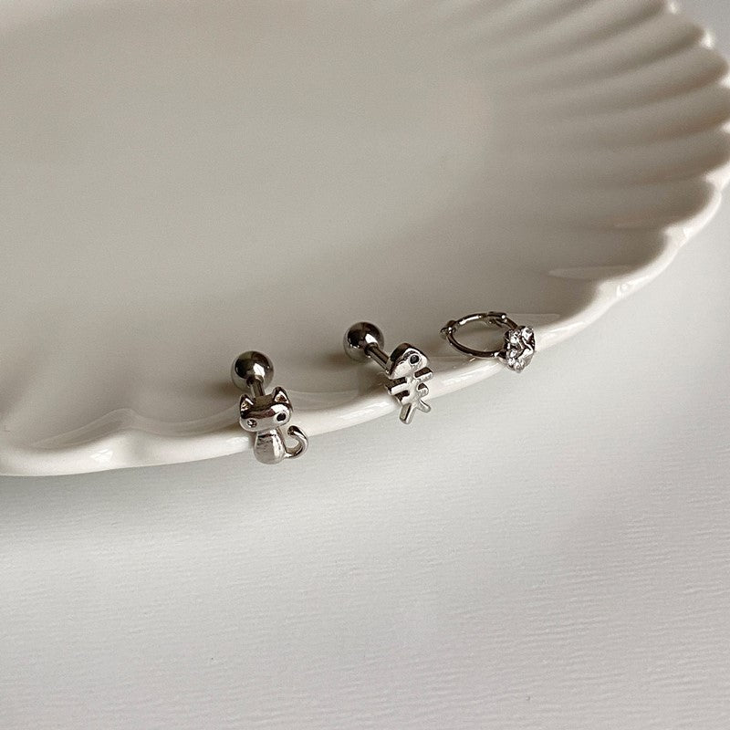 フィッシュボーン スチール ピアス (피쉬본 스틸 피어싱)