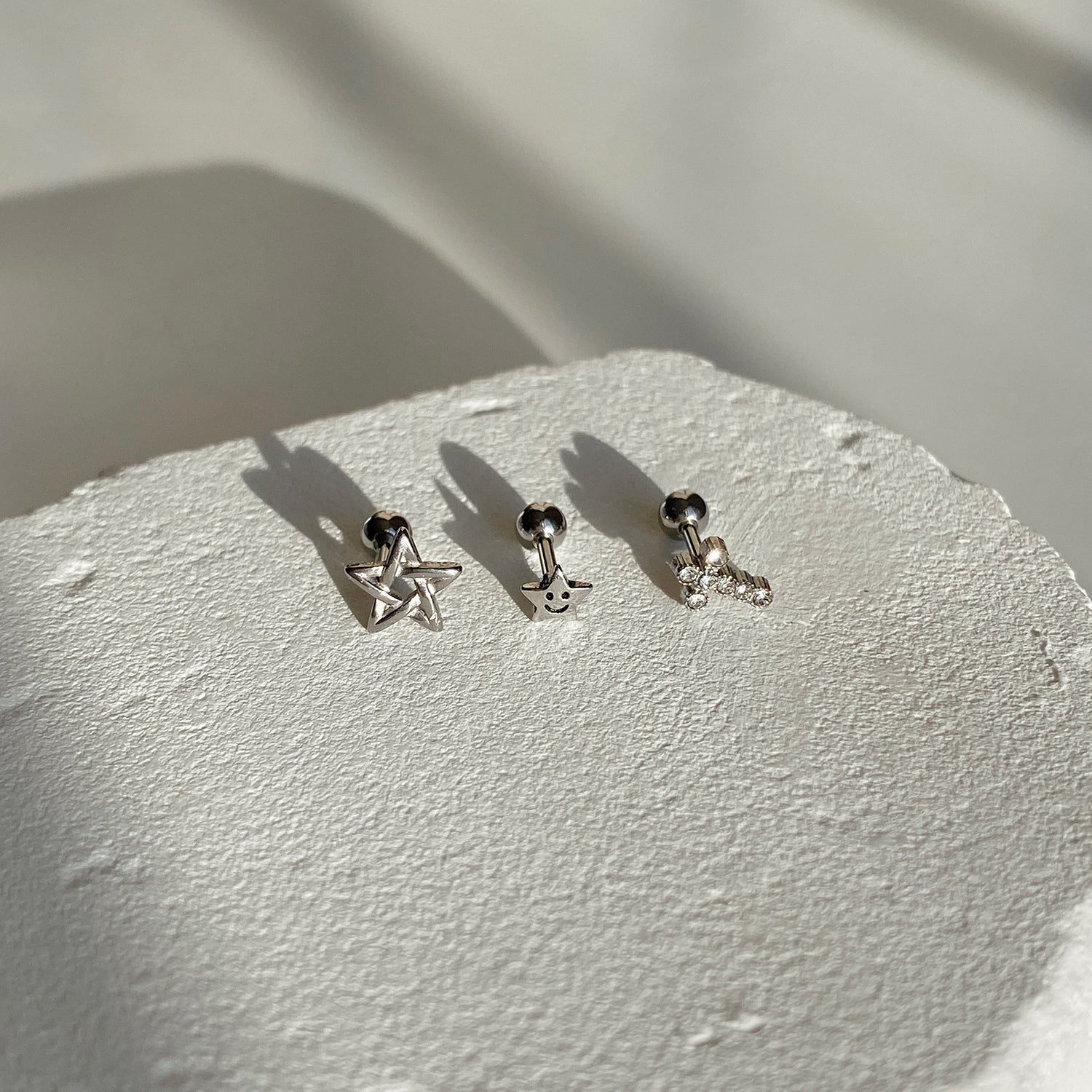 SET-078 エンティッククロススマイルラインスターピアスセット