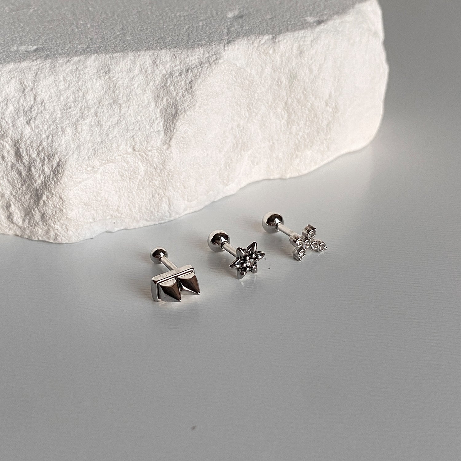 SET-092 スパイクキュービッククロス別ピアス