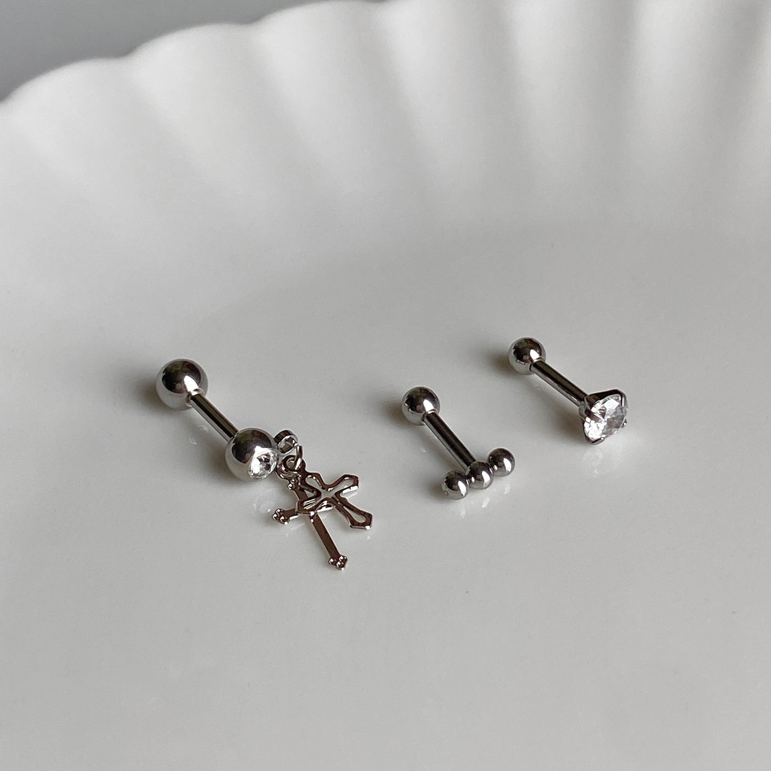 SET-017 キュービックドロップクロスアクリル真珠ピアスセット