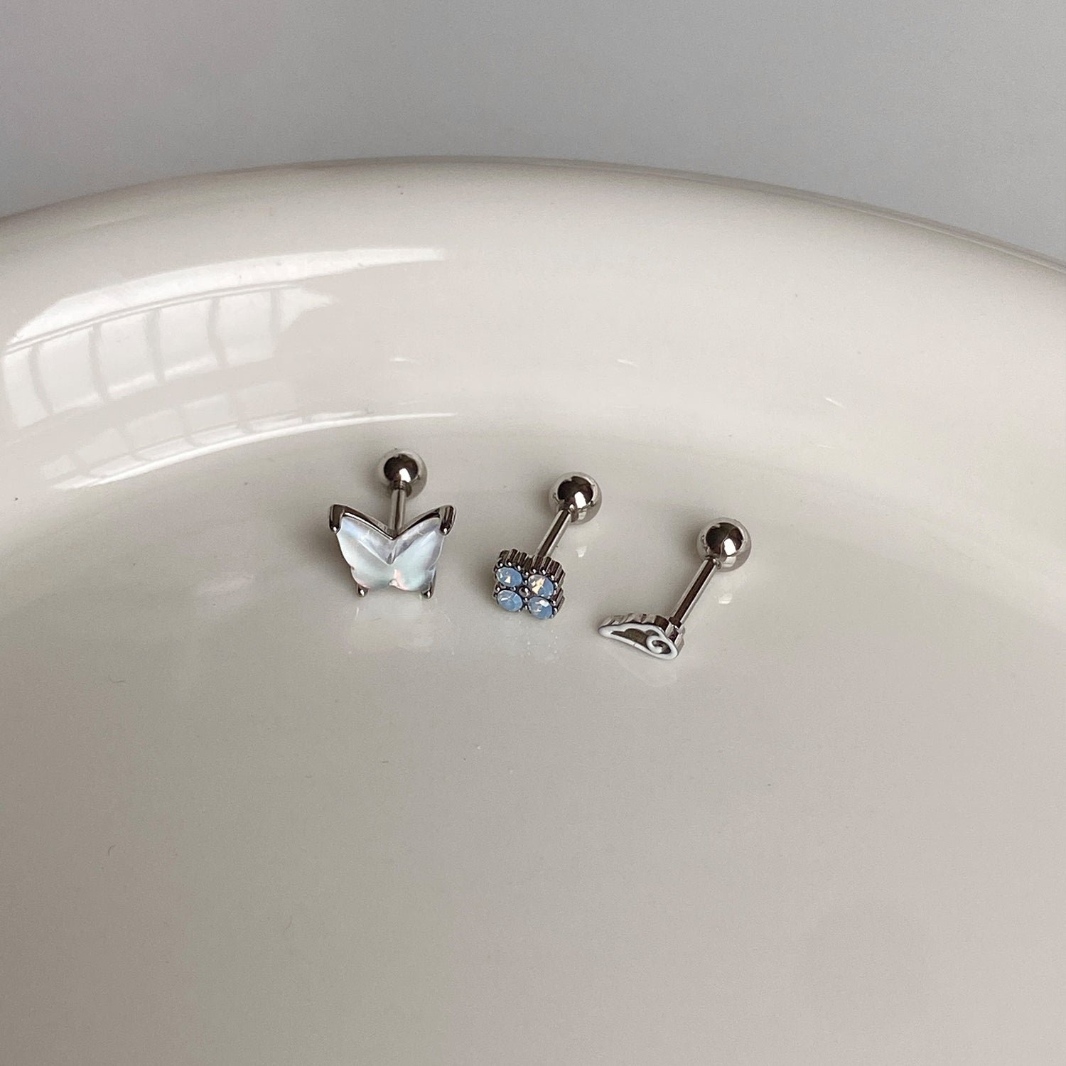 SET-014 ラインエンジェルハートブルーキュービックピアスセット