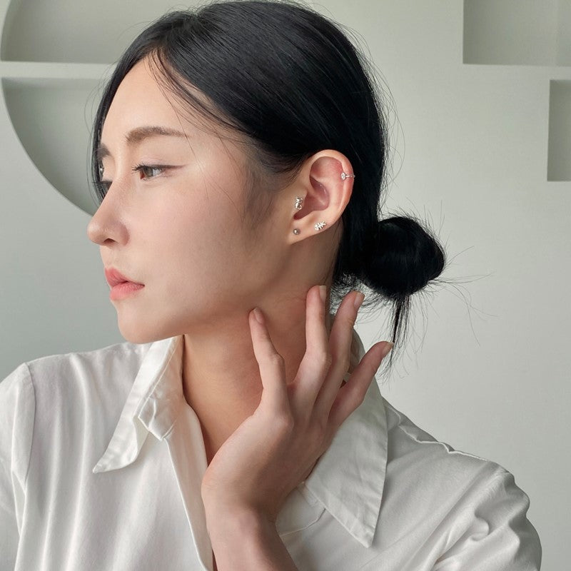 フィッシュボーン スチール ピアス (피쉬본 스틸 피어싱)