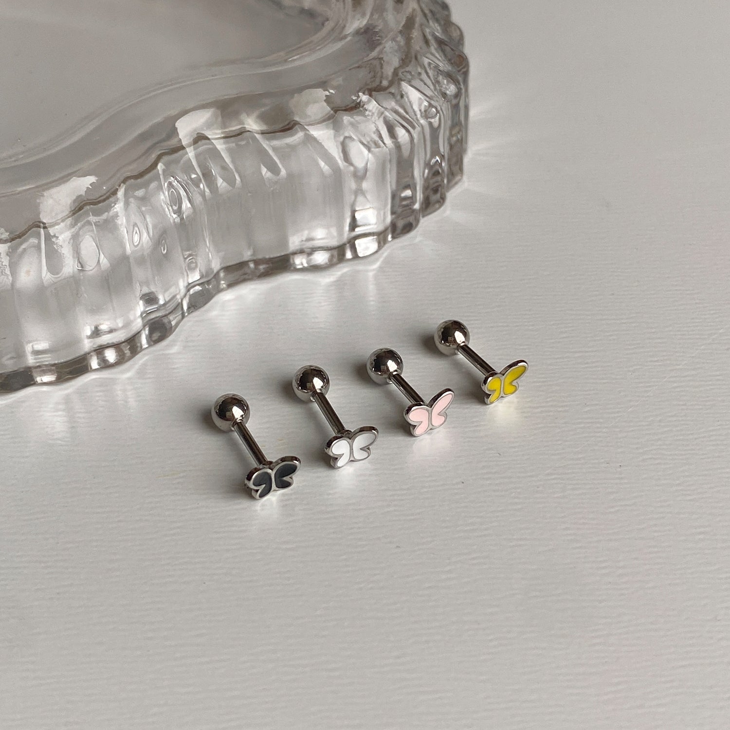 B3 034 サージカルエポック蝶ピアス