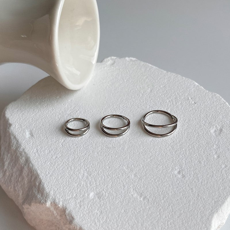 シンプル クロス ピアス (심플 십자가 피어싱)