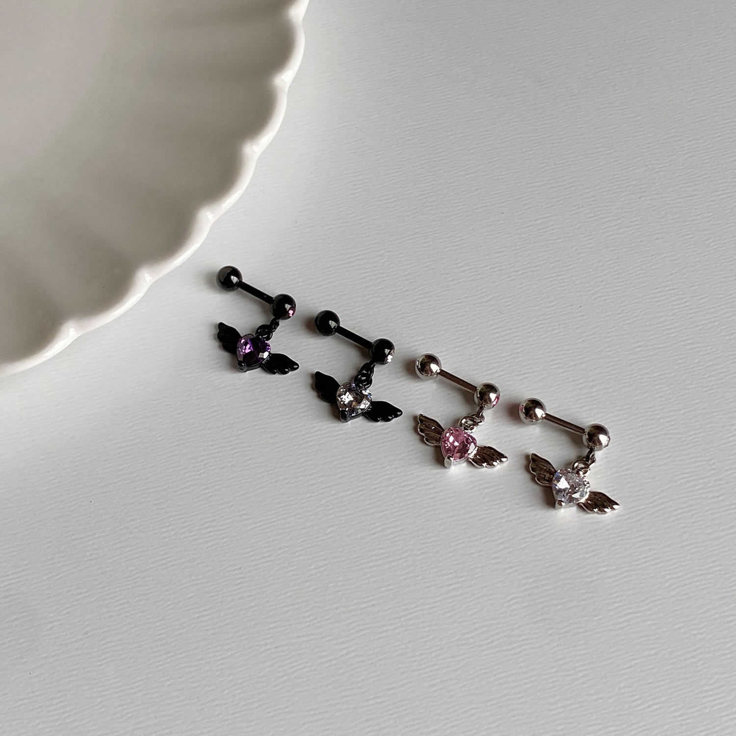 D4 001-14 キュービックドロップハートウィングピアス