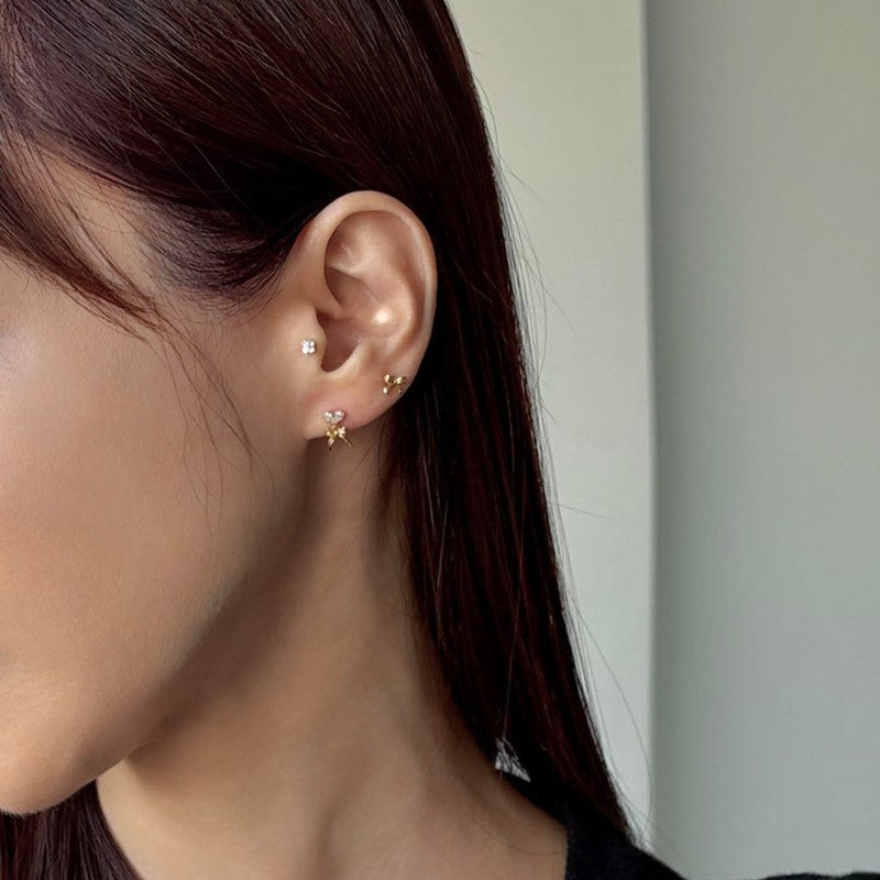 シンプル シェイプ ピアス