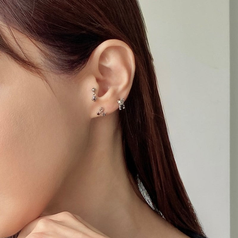 カーブ ダブル ブラック キュービック (커브 더블 블랙 큐빅)