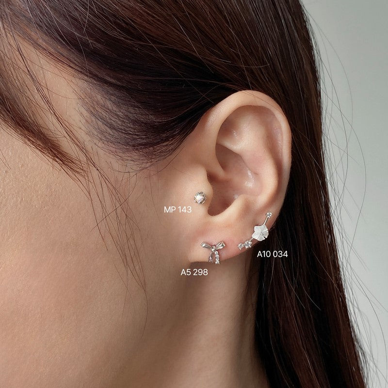 MP 143 キュービックローズピアス