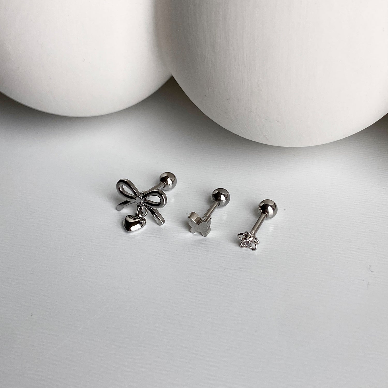 SET-020 ワンリボンアンティーク蝶フラワーキュービックピアスセット