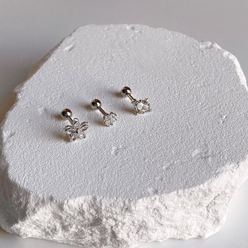 オーバル ストーン ピアス (타원 스톤 피어싱)