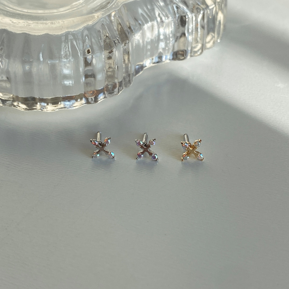 theminis クロス 真鍮 キュービックジルコニア ピアス 軟骨ピアス a5 294